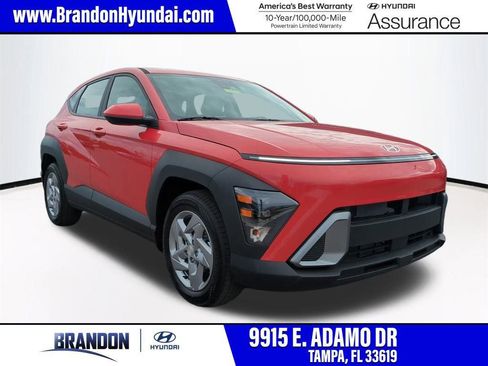 New 2026 Hyundai Kona SE image 1