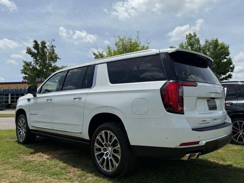 Used 2026 GMC Yukon XL Denali w/ Sun & Power Step Package AWD/4WD image 29