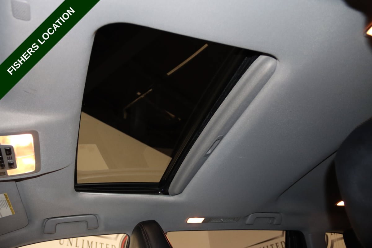 Used 2019 Toyota Highlander Limited AWD/4WD image 19