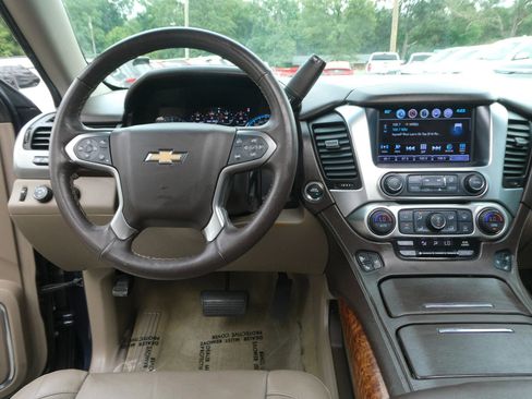 Used 2017 Chevrolet Tahoe Premier AWD/4WD image 15