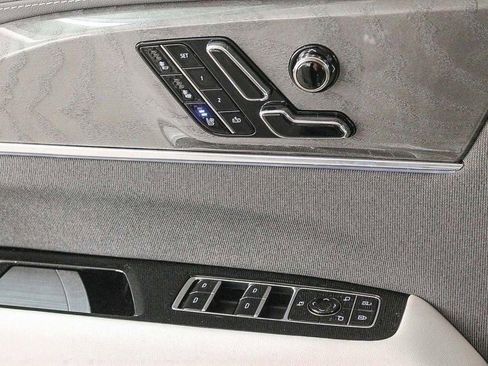 Used 2026 Cadillac Escalade IQ Luxury 1 AWD/4WD image 19