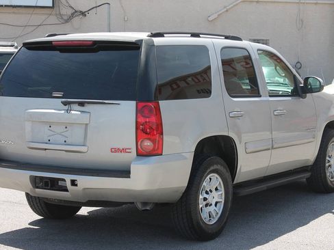 Used 2007 GMC Yukon SLE RWD image 8