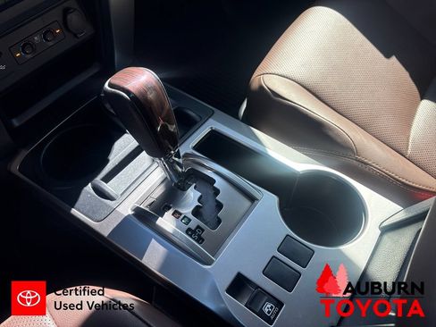 Used 2024 Toyota 4Runner Limited AWD/4WD image 22