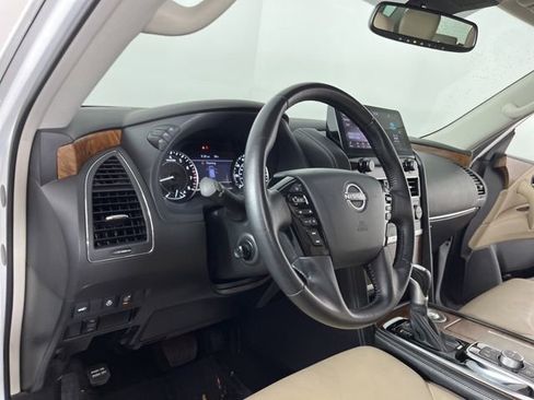 Used 2023 Nissan Armada SL image 19