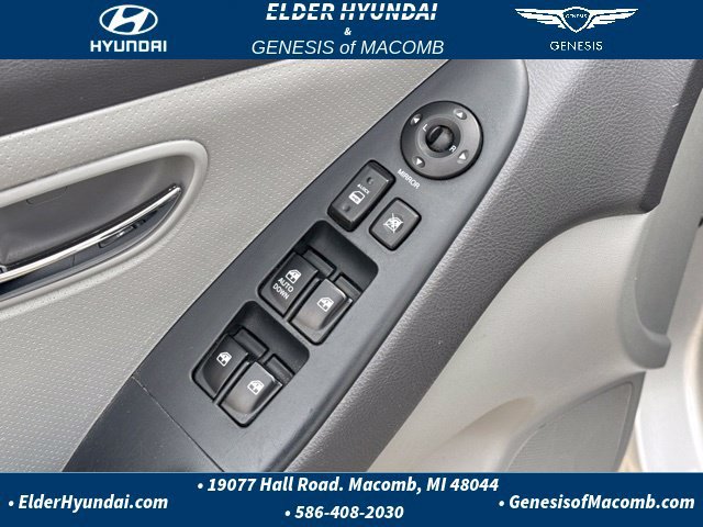Used 2010 Hyundai Elantra GLS FWD image 12