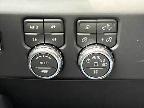 New 2026 GMC Sierra 1500 AT4 w/ AT4 Premium Package AWD/4WD image 23