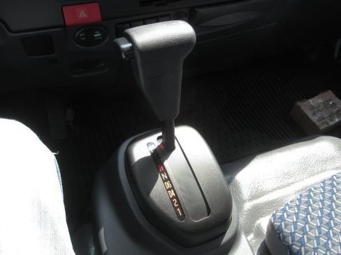 New 2024 Chevrolet Low Cab Forward image 16