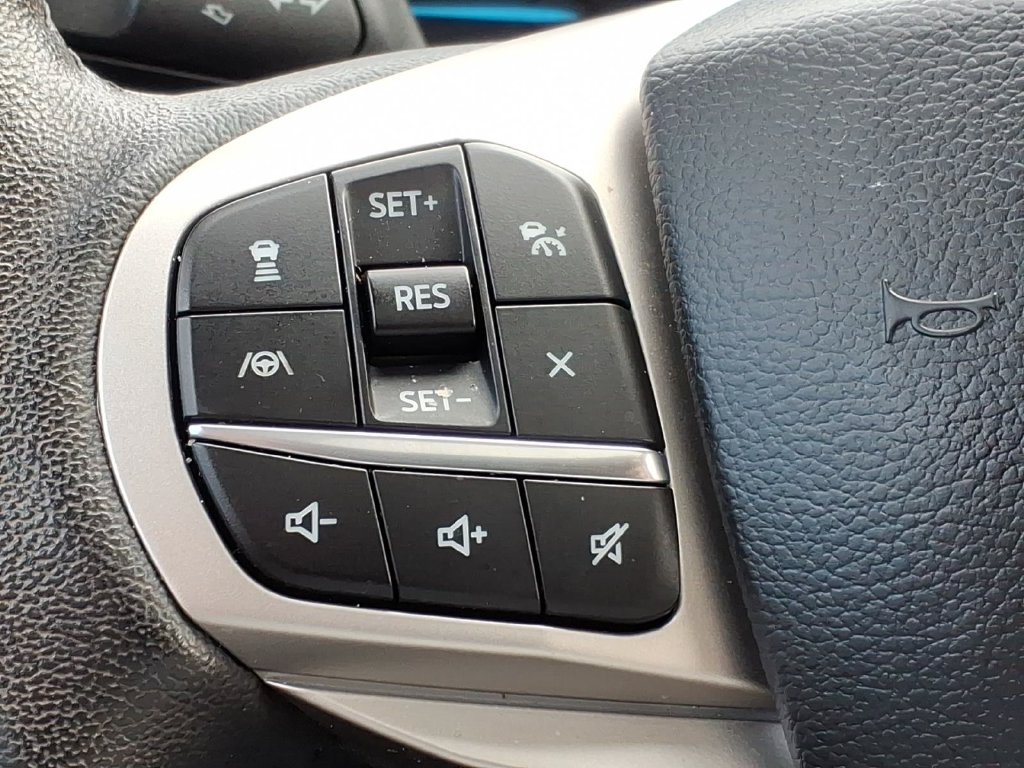 Used 2023 Ford Explorer Limited w/ Equipment Group 301A AWD/4WD image 27