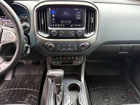 Used 2019 Chevrolet Colorado Z71 image 10