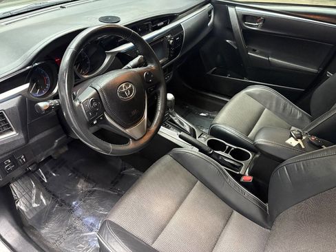 Used 2015 Toyota Corolla S Premium image 17