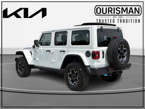 Used 2022 Jeep Wrangler Unlimited Rubicon 4xe w/ Cold Weather Group AWD/4WD image 3