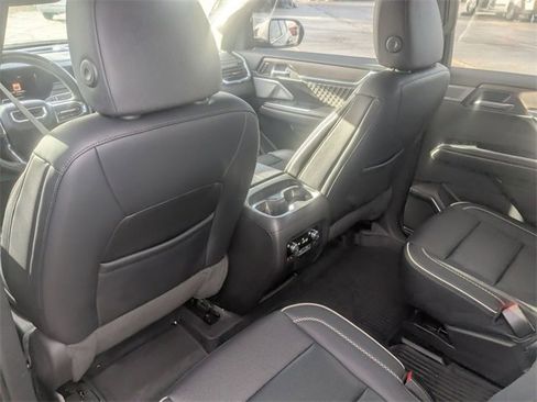 Used 2024 GMC Acadia Denali w/ Super Cruise Package image 30