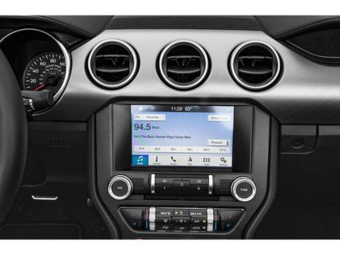 Used 2019 Ford Mustang Premium RWD image 10