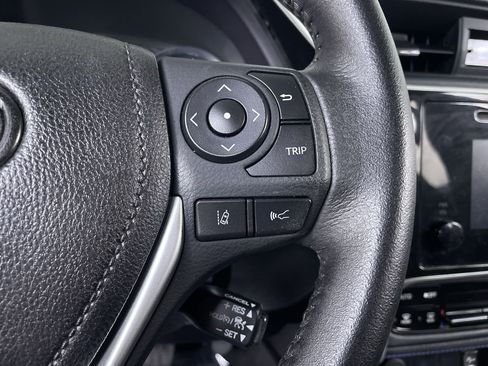 Used 2018 Toyota Corolla SE FWD image 24