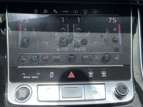 Used 2023 Audi Q7 3.0T Prestige w/ Prestige Package AWD/4WD image 30