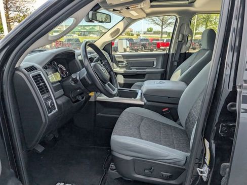 Used 2018 RAM 2500 Big Horn w/ Harvest Edition AWD/4WD image 2