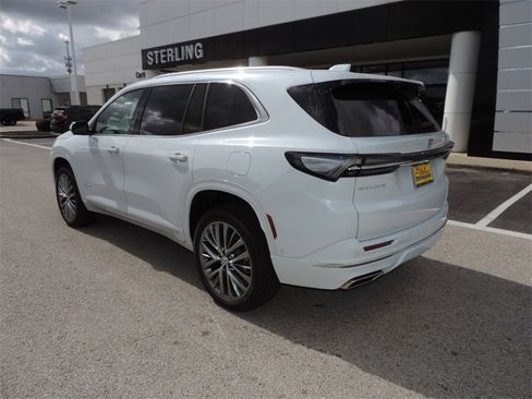 New 2026 Buick Enclave Avenir w/ Super Cruise Package image 7