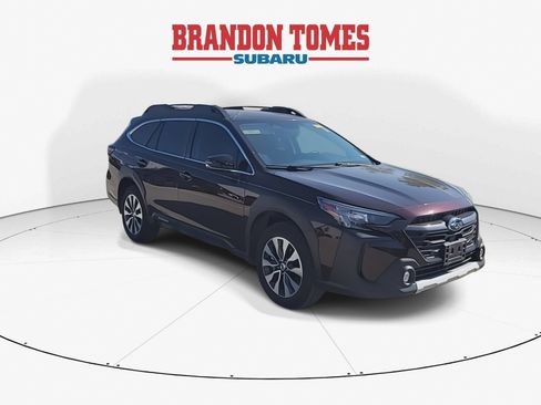 Used 2025 Subaru Outback Limited AWD/4WD image 2