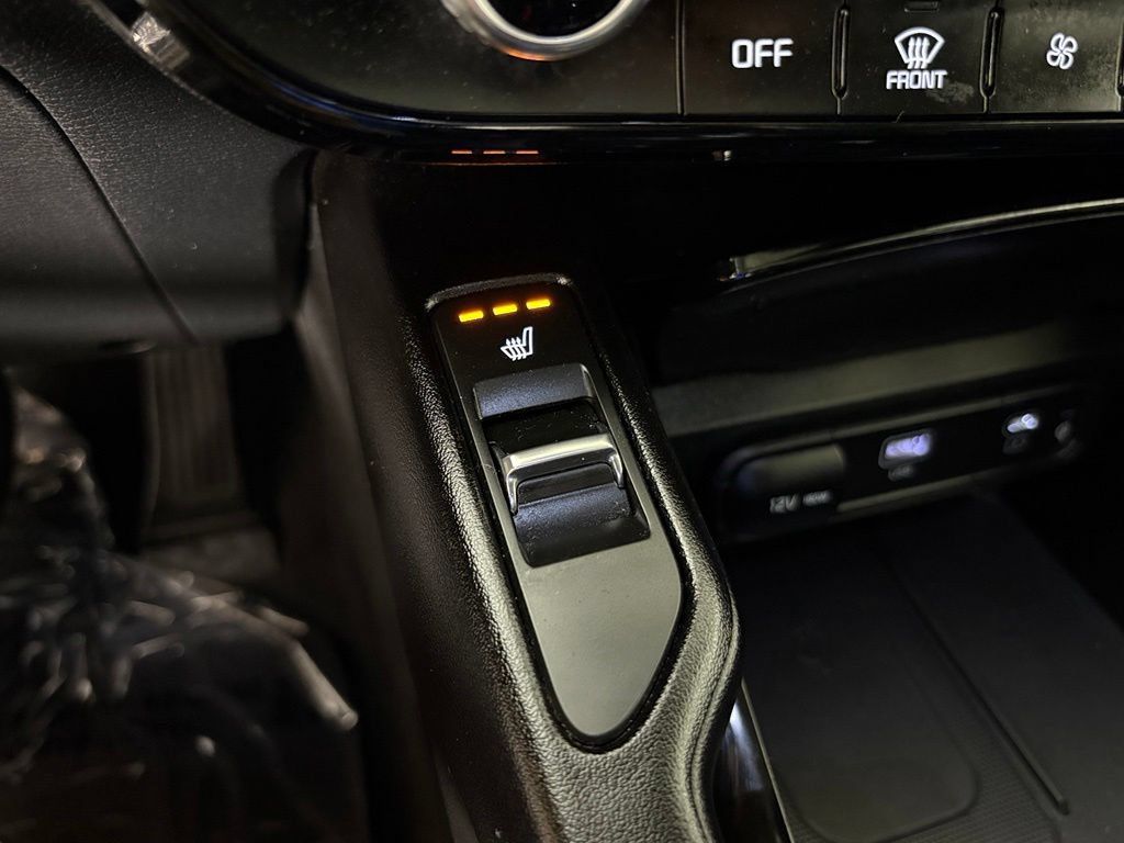 Used 2025 Kia Telluride S FWD image 29