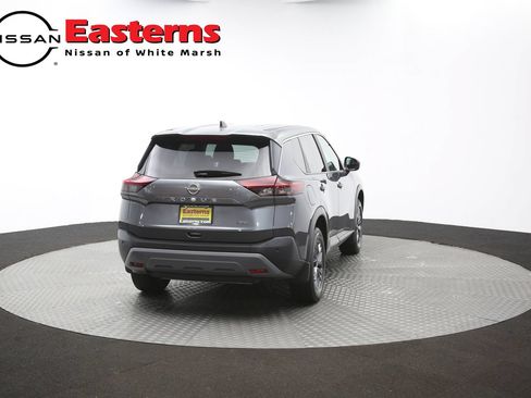 Used 2023 Nissan Rogue S AWD/4WD image 37