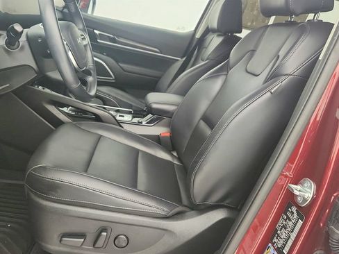 Used 2024 Kia Telluride S FWD image 10