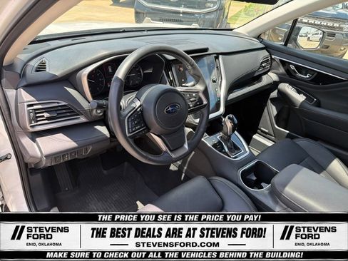 Used 2025 Subaru Outback Limited AWD/4WD image 17