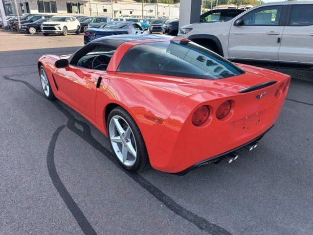 Used 2013 Chevrolet Corvette Coupe RWD image 2