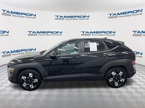 Used 2024 Hyundai Kona SEL FWD image 2