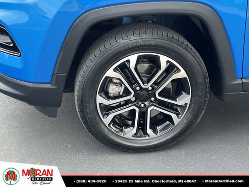 Used 2024 Jeep Compass Limited AWD/4WD image 9