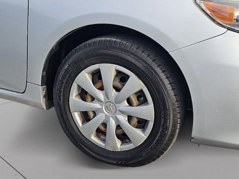 Used 2011 Toyota Corolla LE FWD image 9
