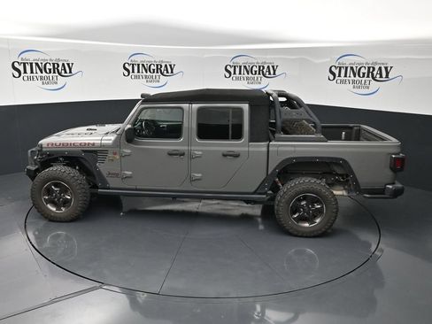 Used 2022 Jeep Gladiator Rubicon w/ Trailer Tow Package AWD/4WD image 24