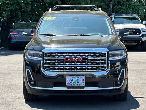Used 2022 GMC Acadia Denali w/ Black Diamond Edition AWD/4WD image 9