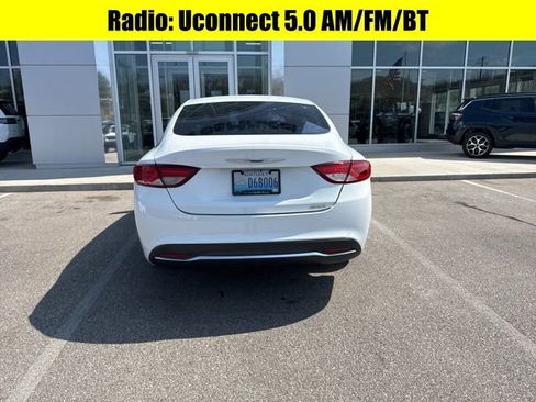 Used 2015 Chrysler 200 Limited image 5