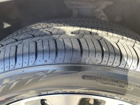 Used 2021 Ford Escape Titanium w/ Class II Trailer Tow Package image 14