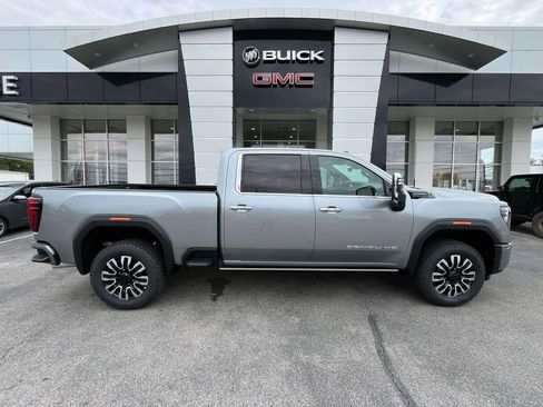 New 2026 GMC Sierra 2500 Denali Ultimate AWD/4WD image 2