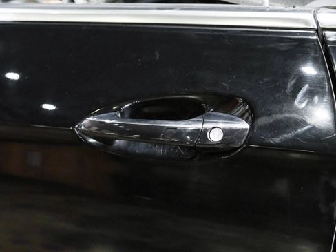 Used 2015 Mercedes-Benz E 400 4MATIC Coupe w/ Premium 1 Package image 31