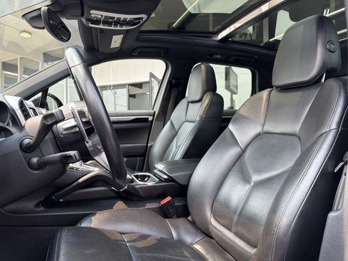 Used 2016 Porsche Cayenne S AWD/4WD image 35