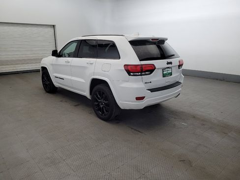 Used 2021 Jeep Grand Cherokee Laredo X AWD/4WD image 5