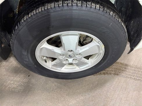 Used 2012 Ford Escape XLT image 19
