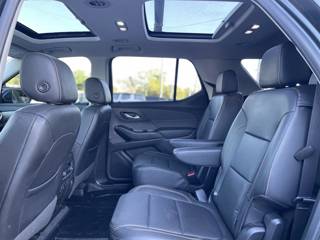 Used 2020 Chevrolet Traverse LT w/ LT Premium Package AWD/4WD image 26