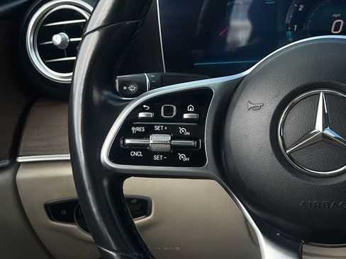 Used 2019 Mercedes-Benz E 300 image 29