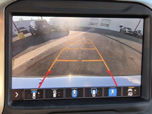 Used 2020 Chevrolet Silverado 1500 LTZ w/ LTZ Plus Package AWD/4WD image 18