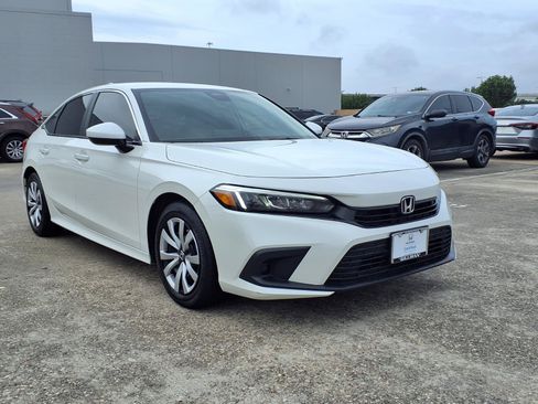 Used 2024 Honda Civic LX image 2