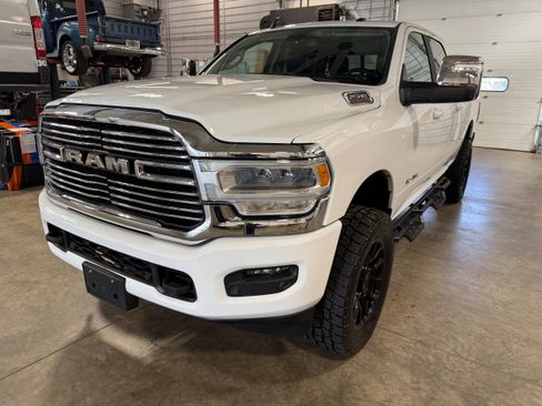 Used 2023 RAM 2500 Laramie AWD/4WD image 38