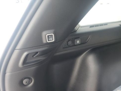 New 2025 Jeep Grand Cherokee Limited w/ Black Appearance Package image 22