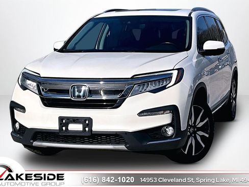 Used 2019 Honda Pilot Touring image 1