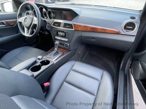 Used 2014 Mercedes-Benz C 300 4MATIC Sedan image 14