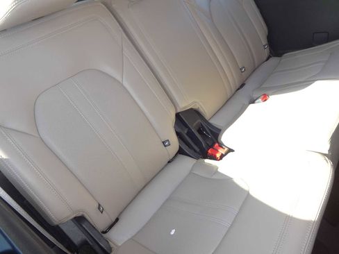 Used 2024 Ford Expedition Max Limited image 12