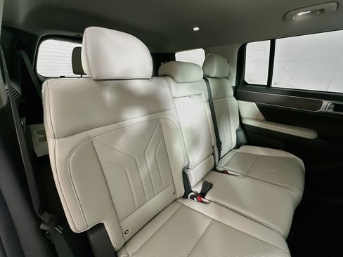 Certified 2026 Hyundai Santa Fe SEL FWD image 25