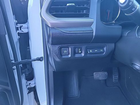 Used 2023 GMC Acadia Denali FWD image 22